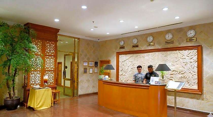 Harmoni Suites Hotel
