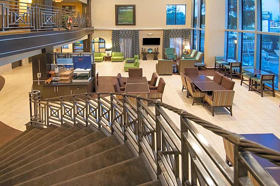Holiday Inn Express Hotel & Suites Houston North Intercontinental By IHG
