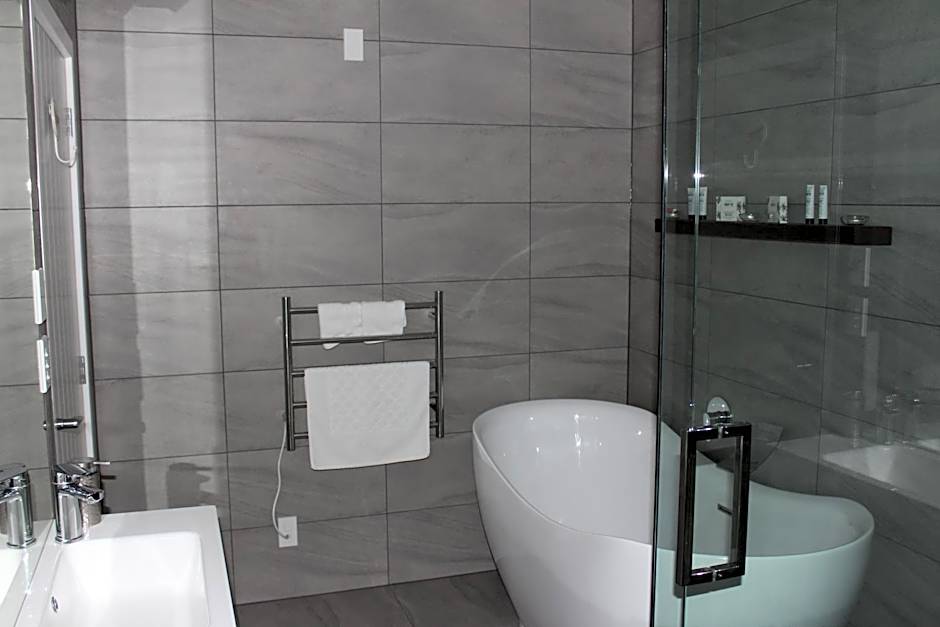 The Mackenzie Suites