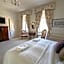 East Pallant Bed and Breakfast, Located in Large Georgian Townhouse in Central Chichester
