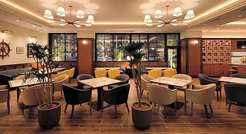 Hotel New Port Yokosuka