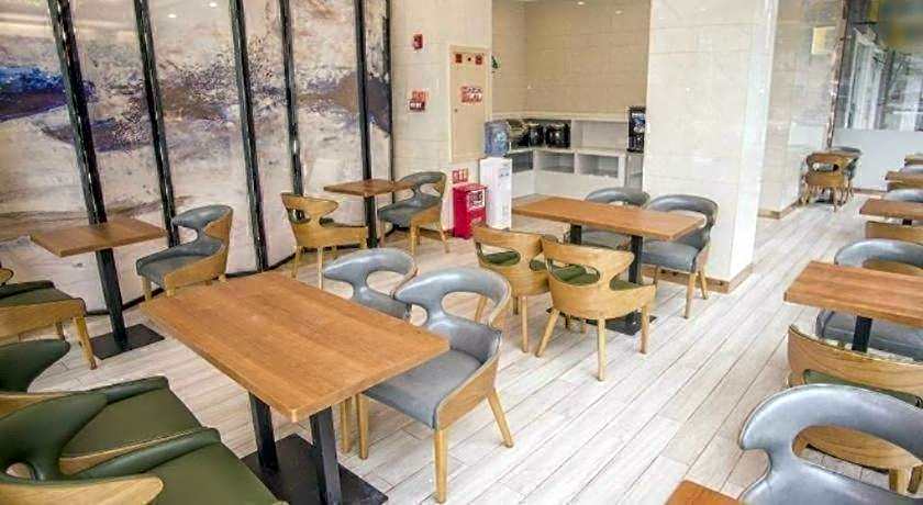 GreenTree Inn Zhongshan West District Fuhua Road Branch