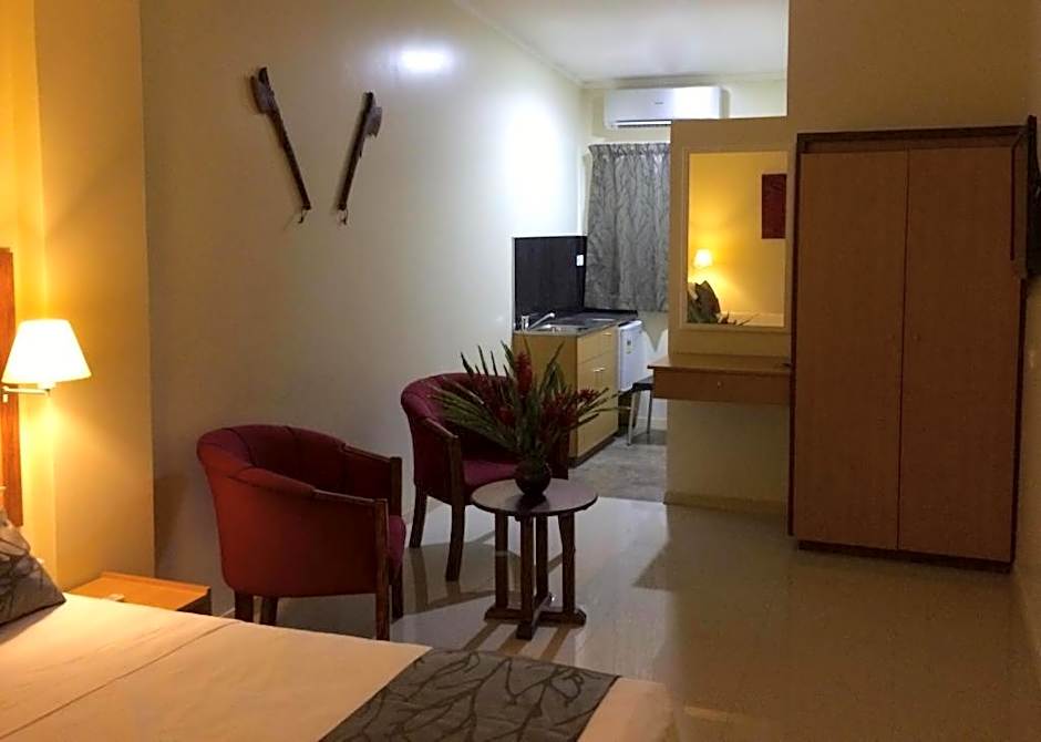 Victoria Palms Hotel
