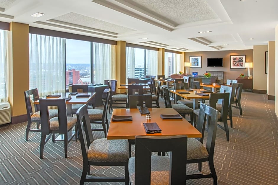 Crowne Plaza Hotel Kansas City Downtown By IHG