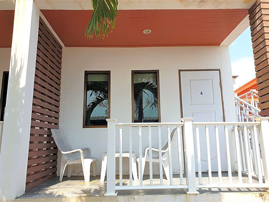 Sea beach Koh Larn 2 Hotel