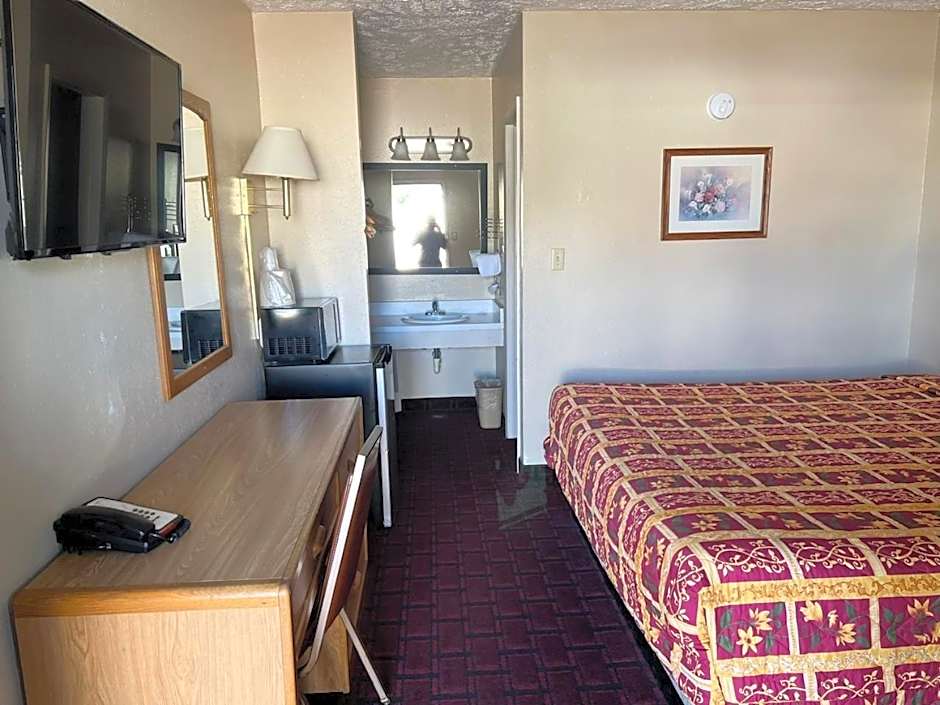 Economy Inn McCook