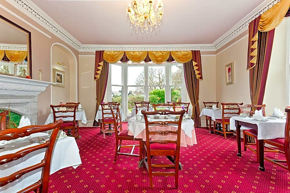 Beaumont Guest House Windermere - Adult Only - Free Car Park & Off Site access to the local Health Centre