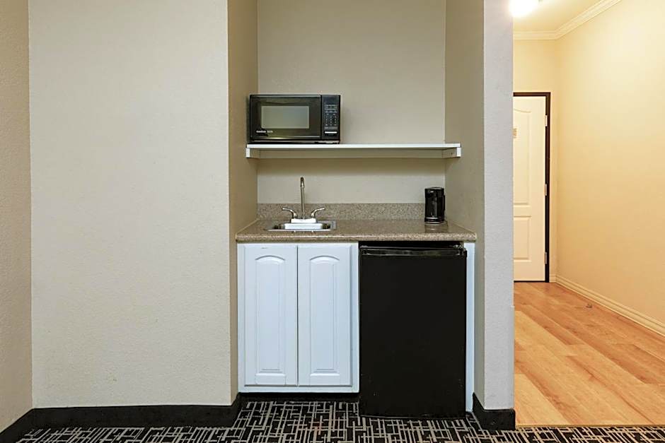 La Quinta Inn & Suites by Wyndham Garland Harbor Point