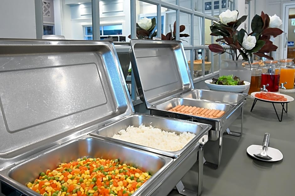 The Krungkasem Srikrung Hotel