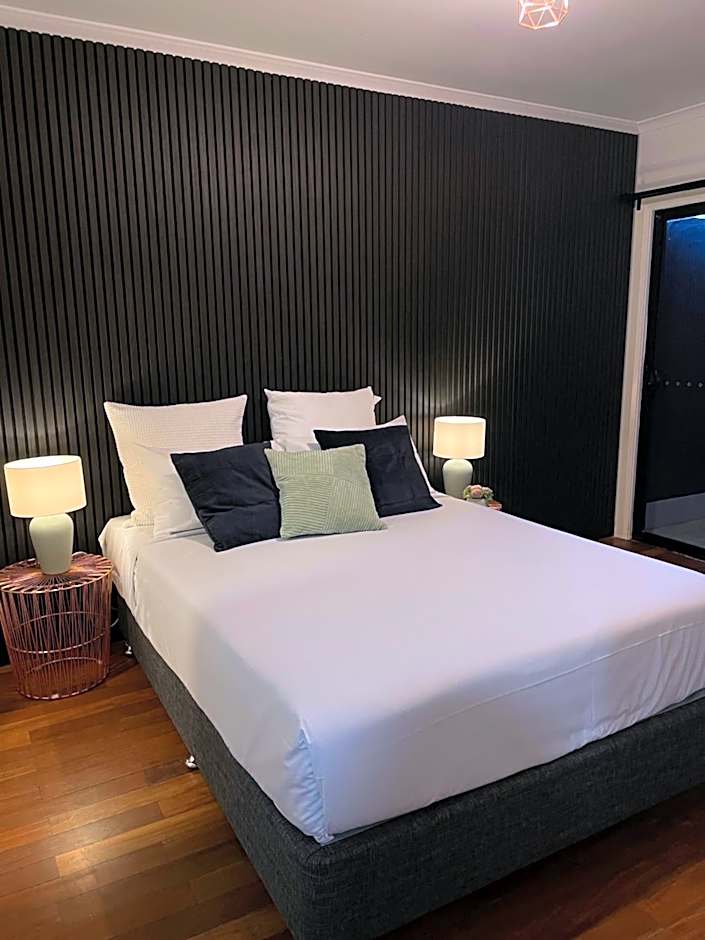 Compton Street Apartment