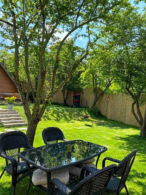 Maşukiye pink house bungalow