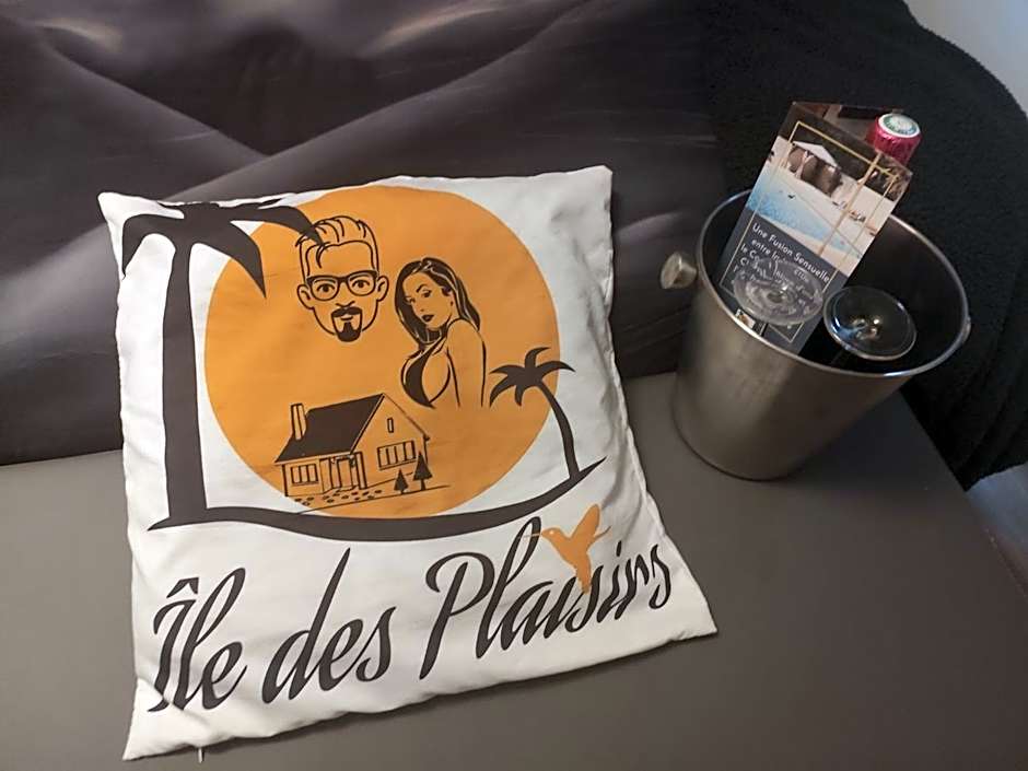Loveroom et Spa privé de L'Ile des Plaisirs