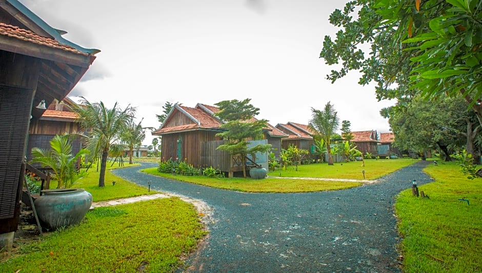 Kampot River Residence