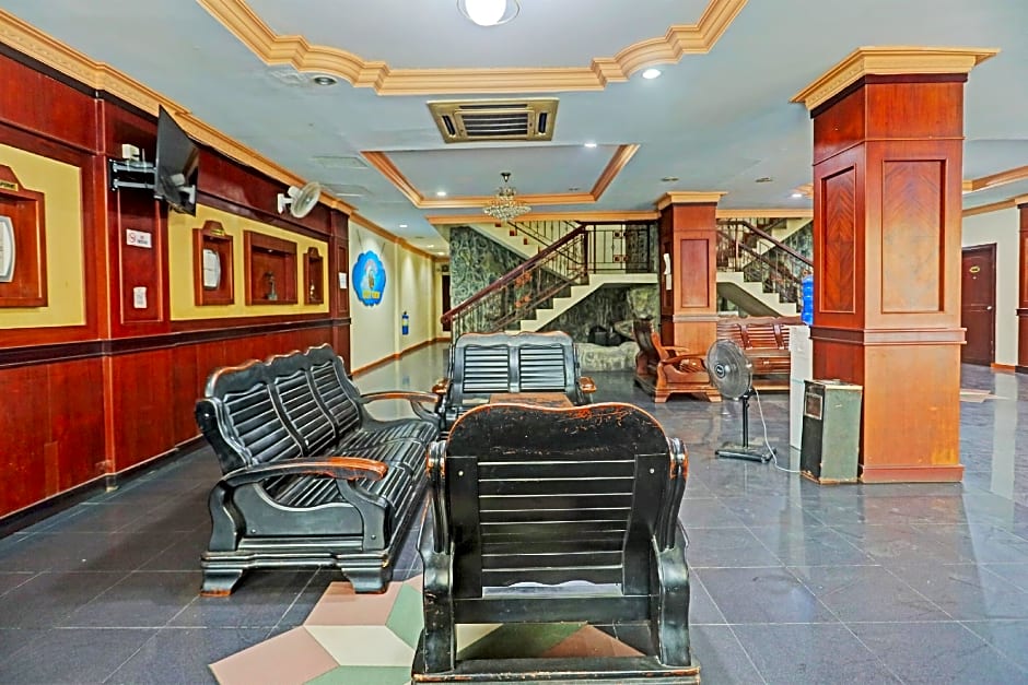 OYO 92402 City View Hotel