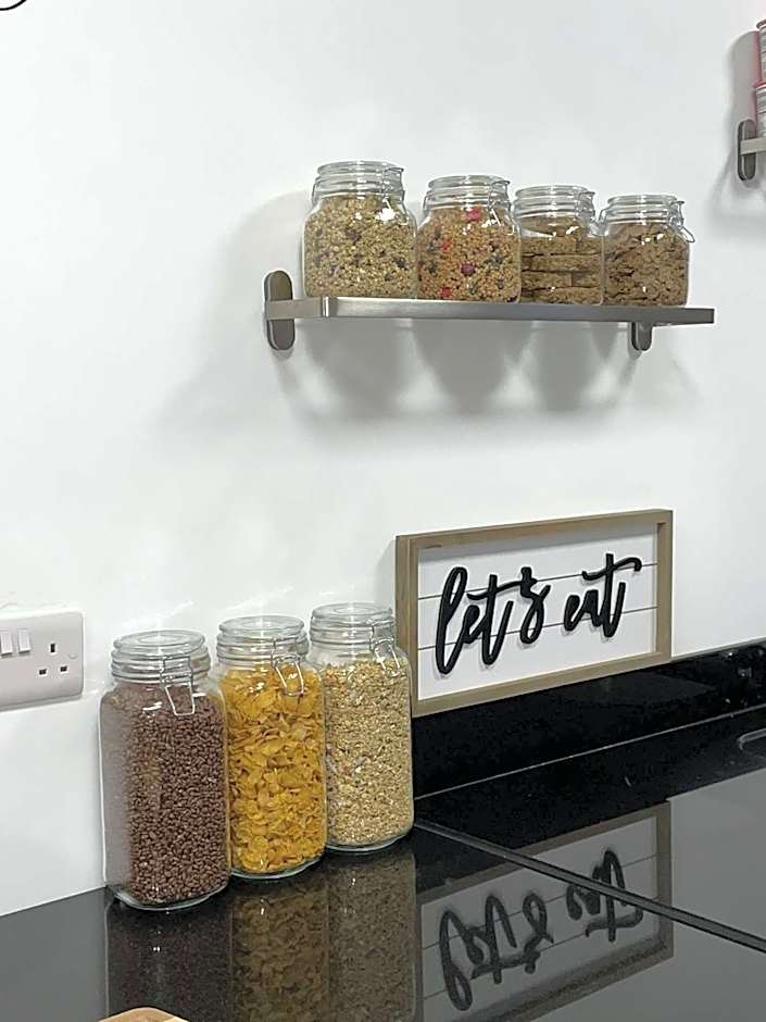 Atlantic Lodge, Main Street Ardara