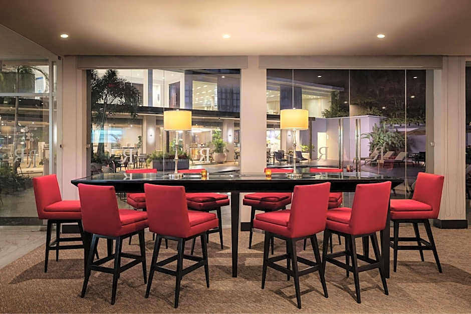 Renaissance Panama City Hotel