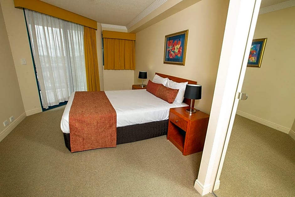 Springwood Tower Apartment Hotel