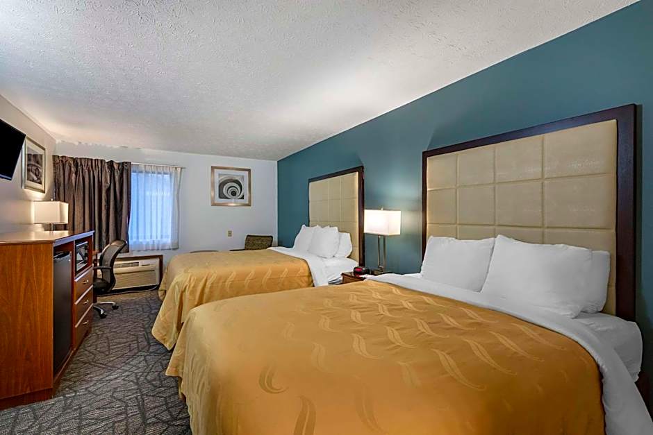 Quality Inn Youngstown
