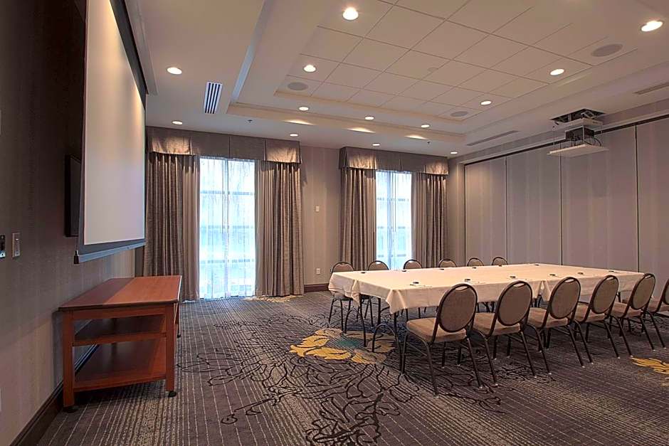 Hampton Inn By Hilton & Suites Columbus/University Area