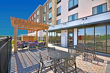 Holiday Inn Express & Suites Oklahoma City Mid - Arpt Area By IHG