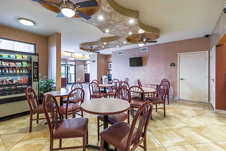 Quality Inn 