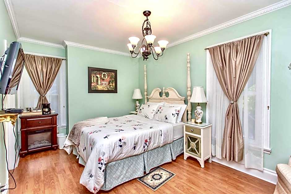 Redwood Bed and Breakfast