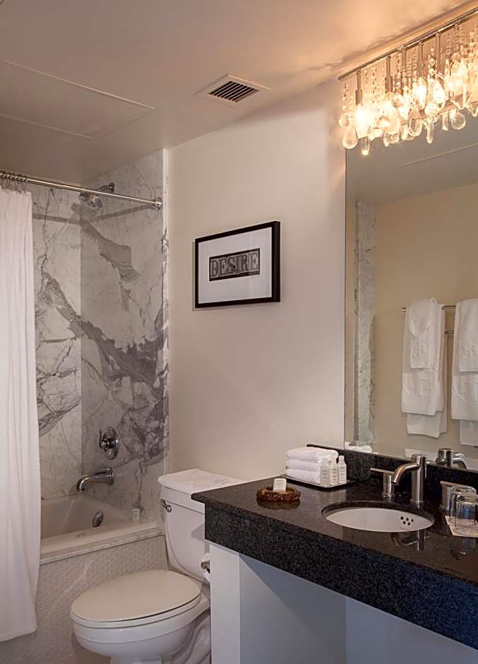 International House Hotel