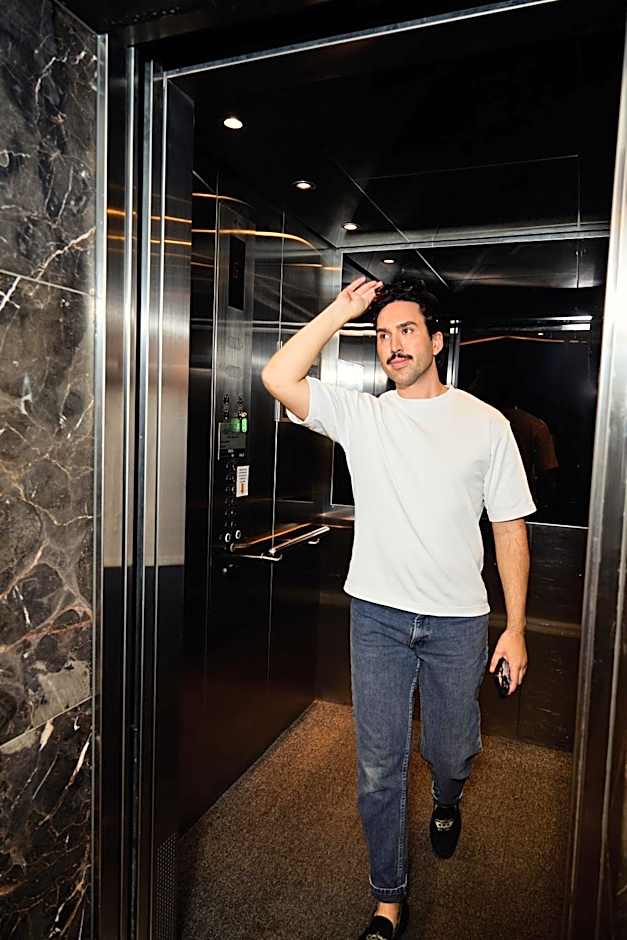 Jephson Hotel & Apartments