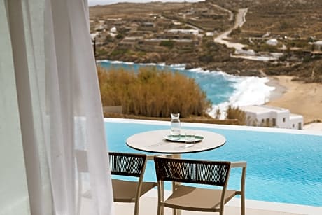 SUPERIOR WITH PRIVATE POOL SEA VIEW