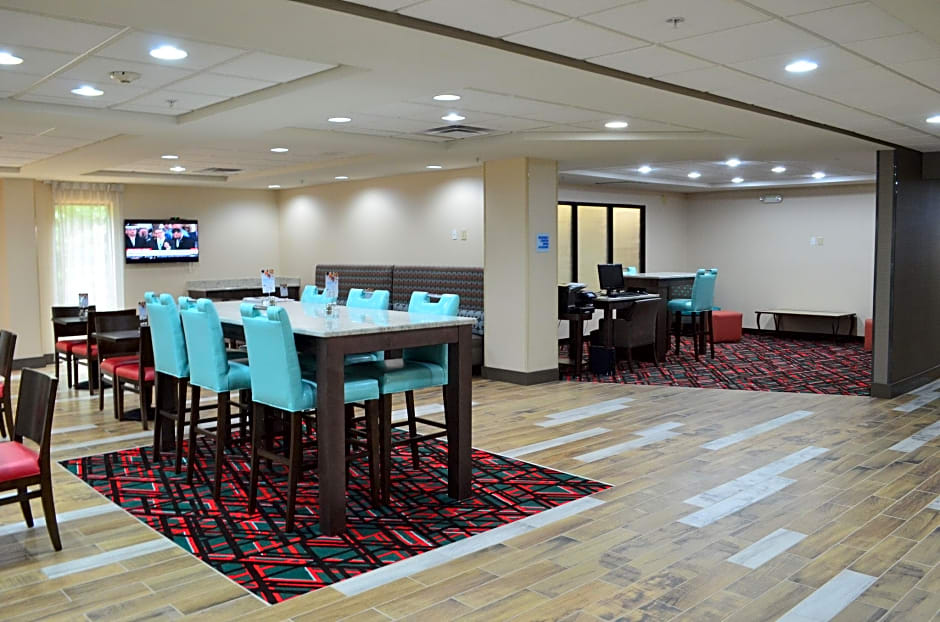 Holiday Inn Express Madison By IHG