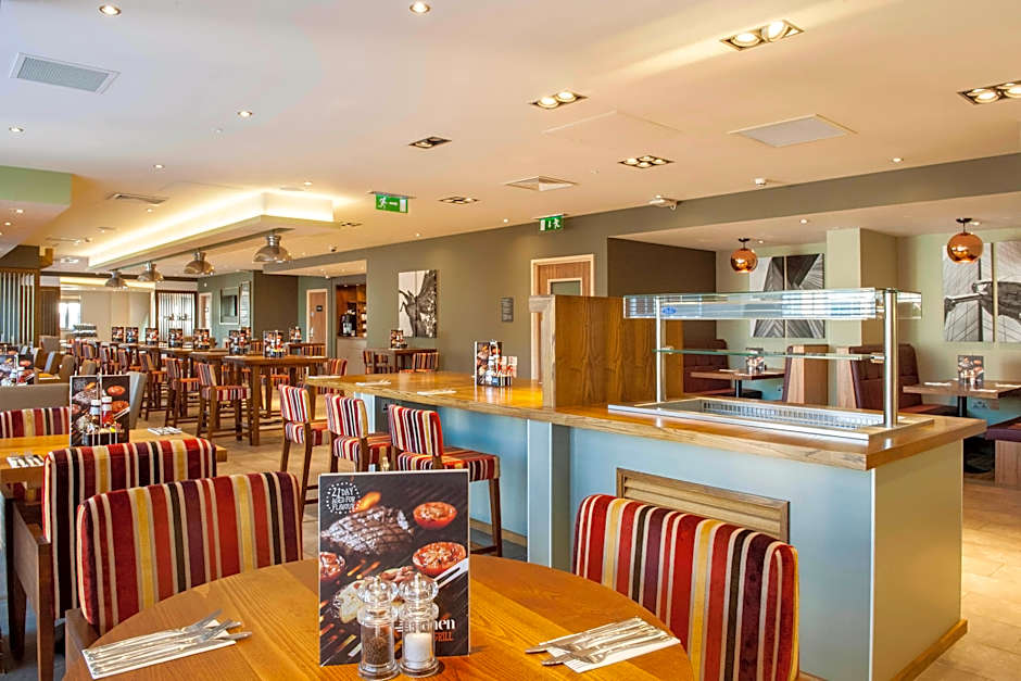 Premier Inn Woking Town Centre