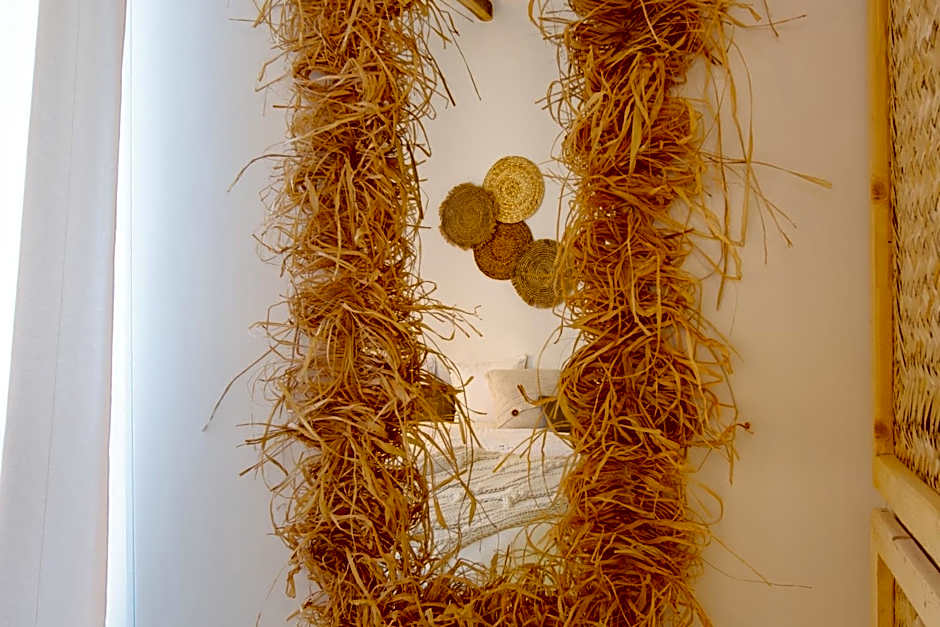 Arcadia Luxury Rooms Seaside Cuisine