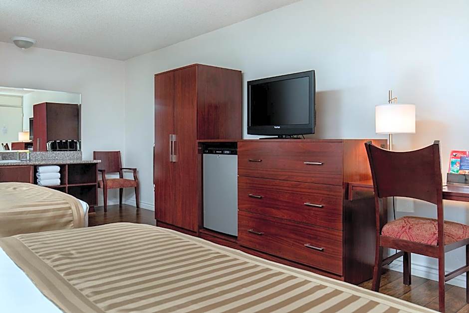 Kings Inn Anaheim at The Park & Convention Center