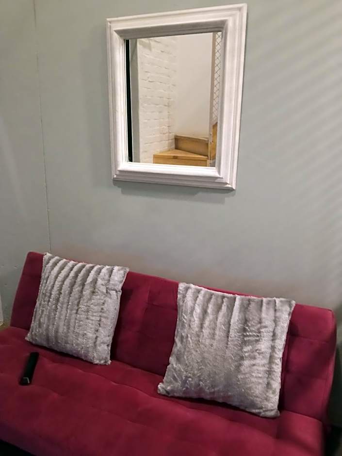 Maboneng City Building Free WiFi and Swimming pool