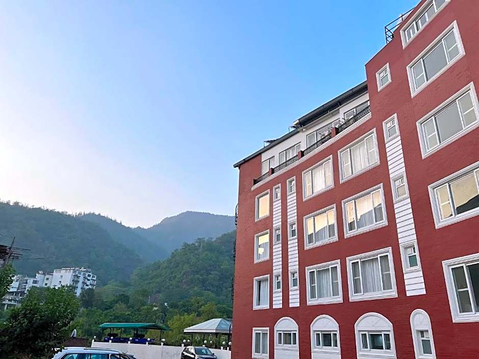 Terrakotta Rishikesh