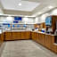 Holiday Inn Express Hotel & Suites Charlotte By IHG