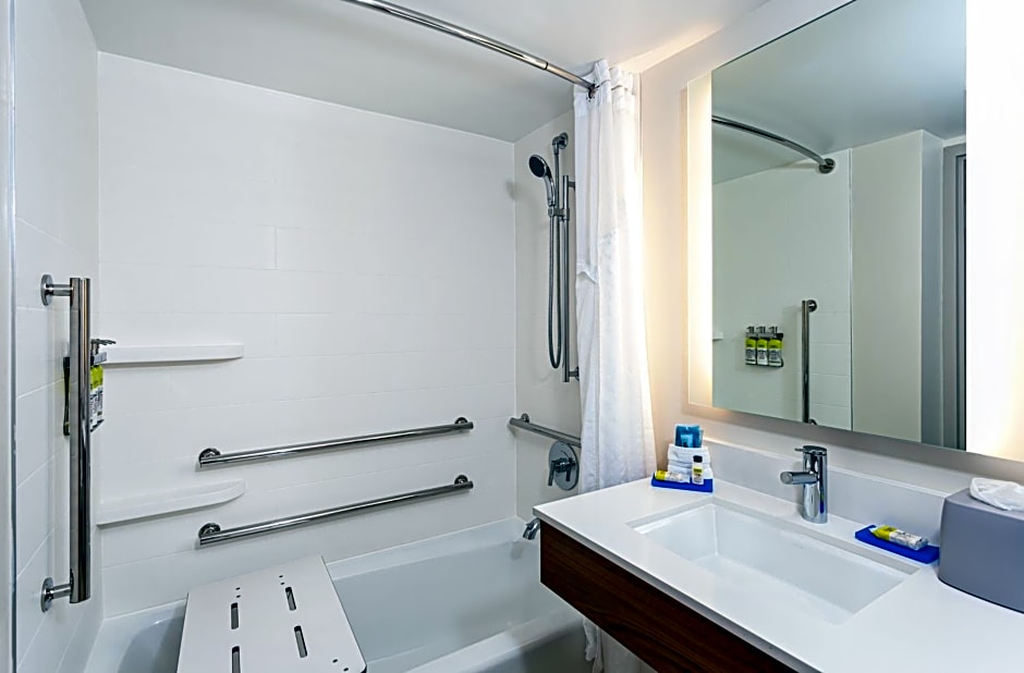 Holiday Inn Express Tampa-Brandon By IHG
