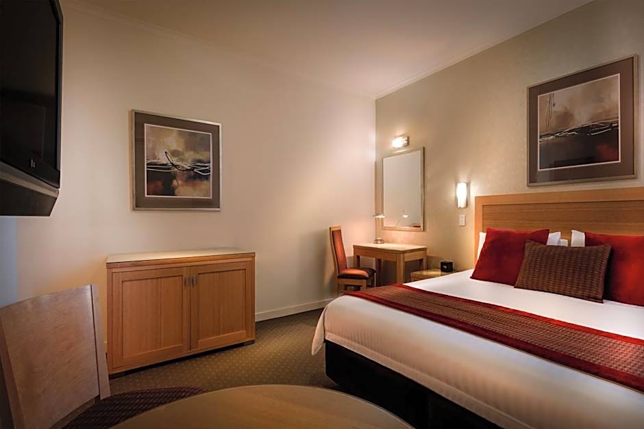 BEST WESTERN PLUS Travel Inn