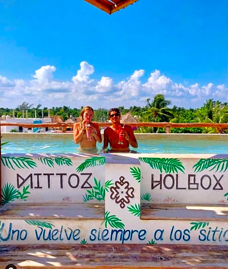 HOTEL MITTOZ HOLBOX
