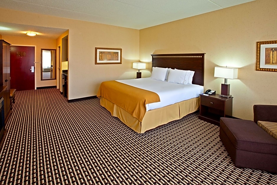 Holiday Inn Express Hotel & Suites Seymour