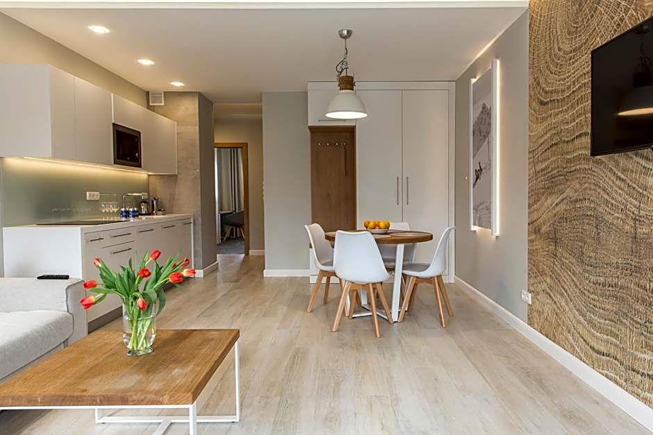 Royal Hill Residence