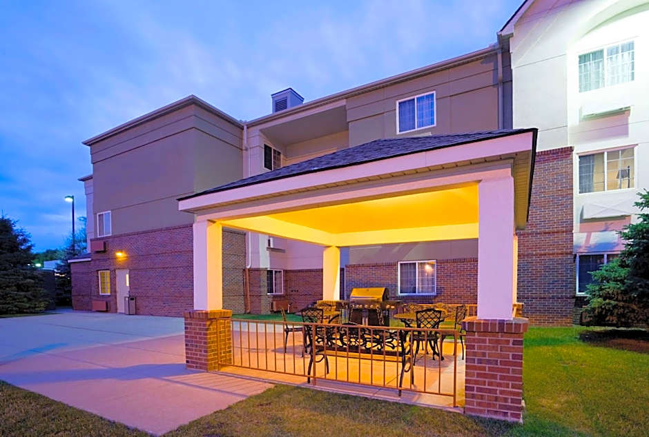 Sonesta Simply Suites Minneapolis Richfield