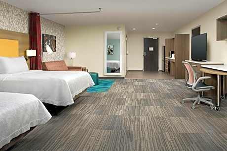 Queen Studio with Two Queen Beds - Mobility Access/Non-Smoking