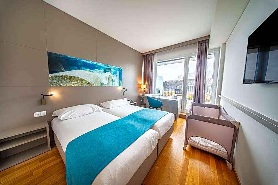 Aquatis Hotel