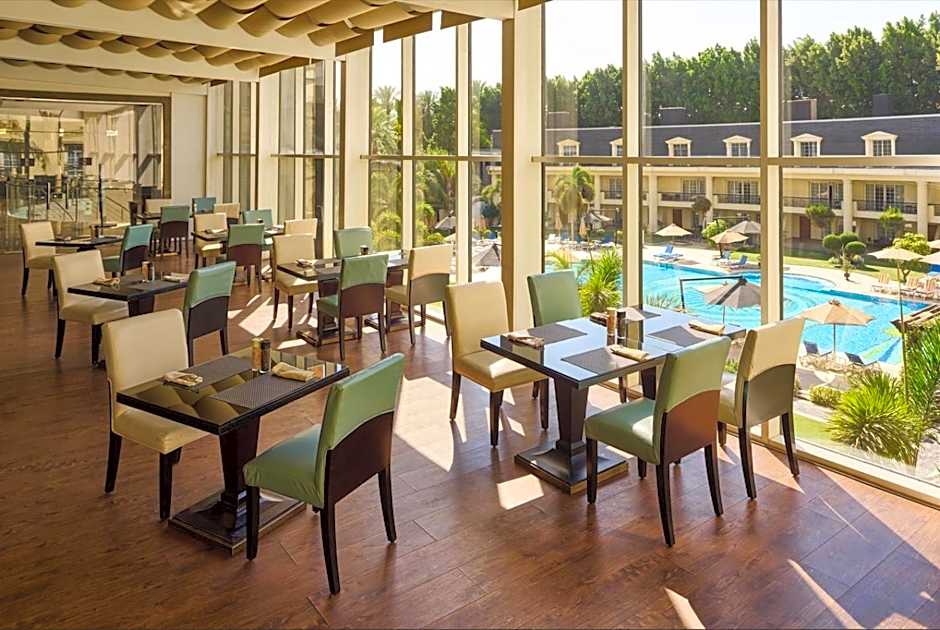 Renaissance by Marriott Cairo Mirage City Hotel