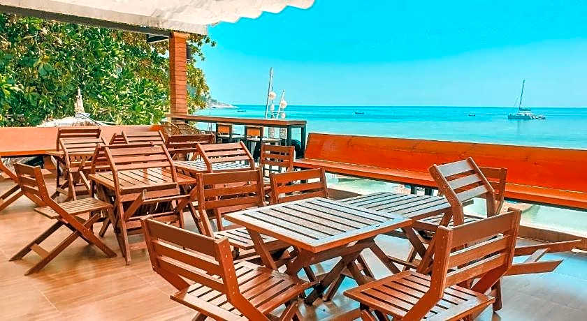 Charming Lipe Beach Resort