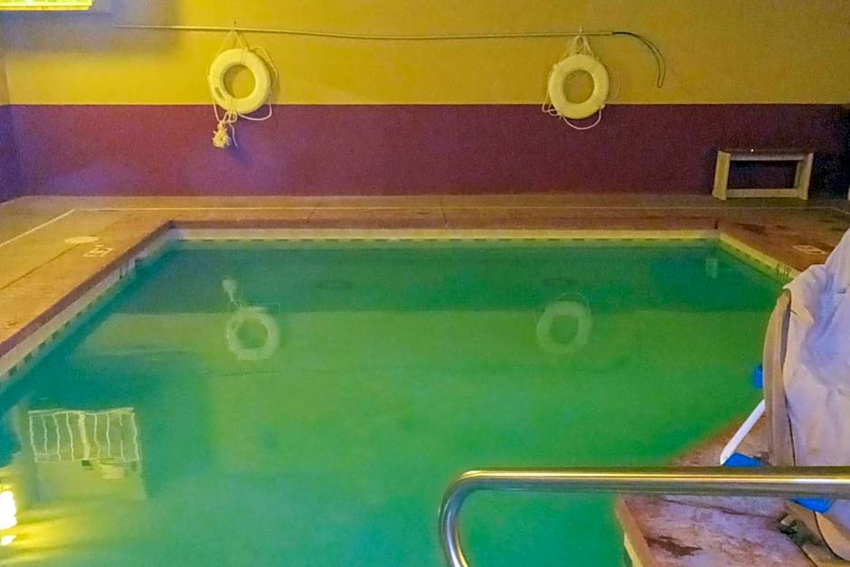 Comfort Suites Airport Wichita