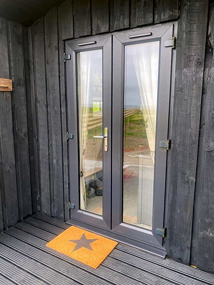 Hot Tub Haven Farr North 2 On The NC500 With Stunning Sea Views!