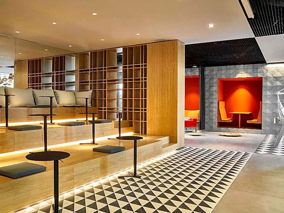 ibis Barcelona Pza Glories 22