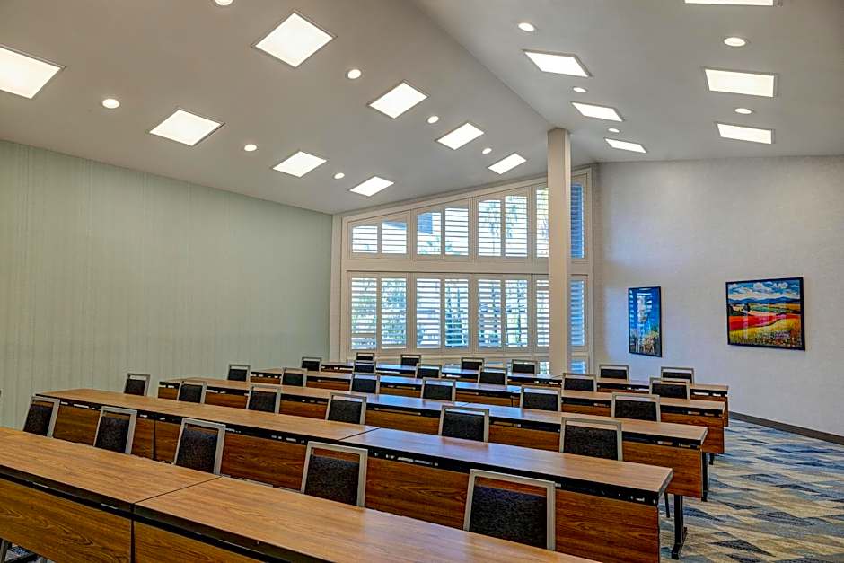 DoubleTree By Hilton Campbell - Pruneyard Plaza